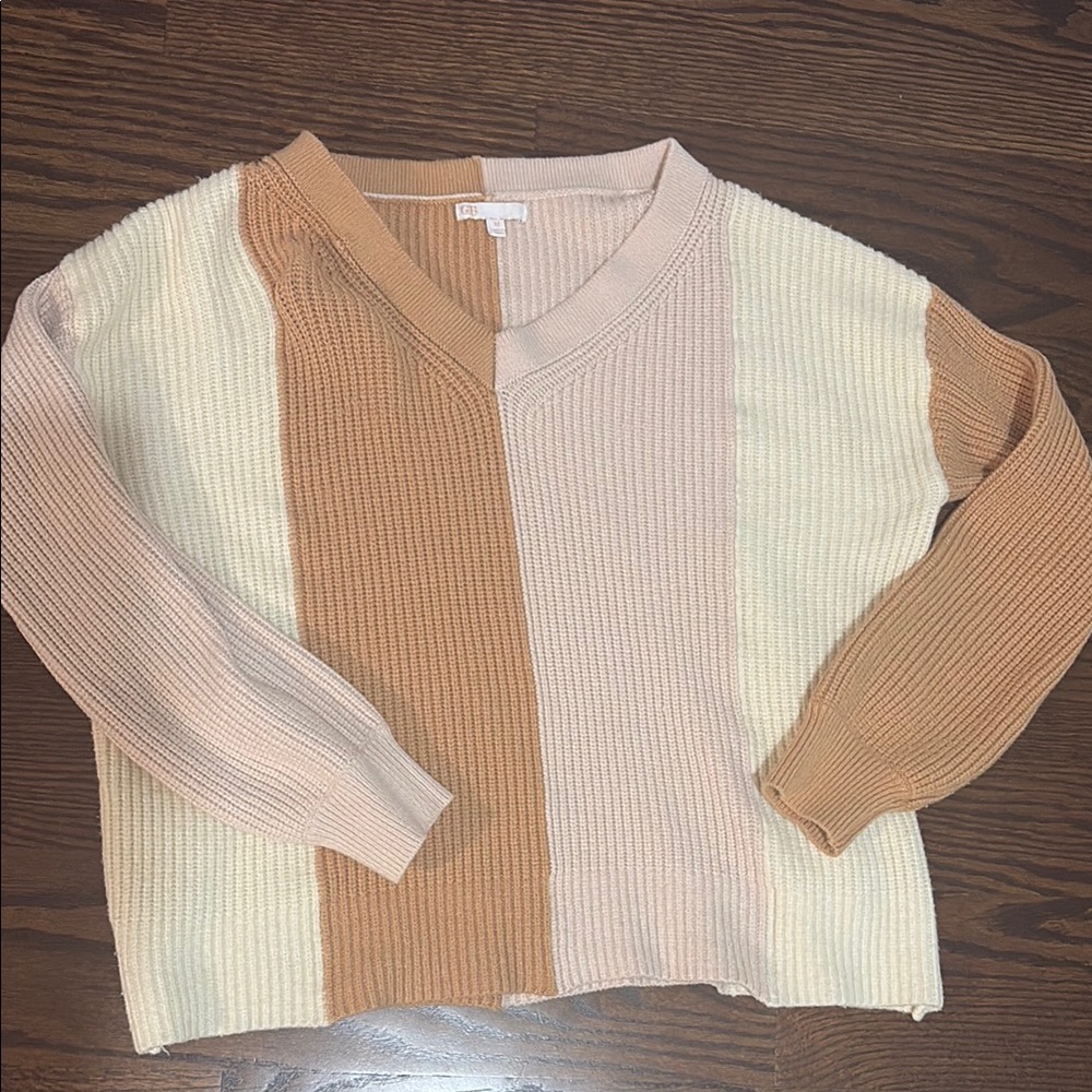 Gianni Bini V-Neck Sweater in Cream, Tan, and Brown